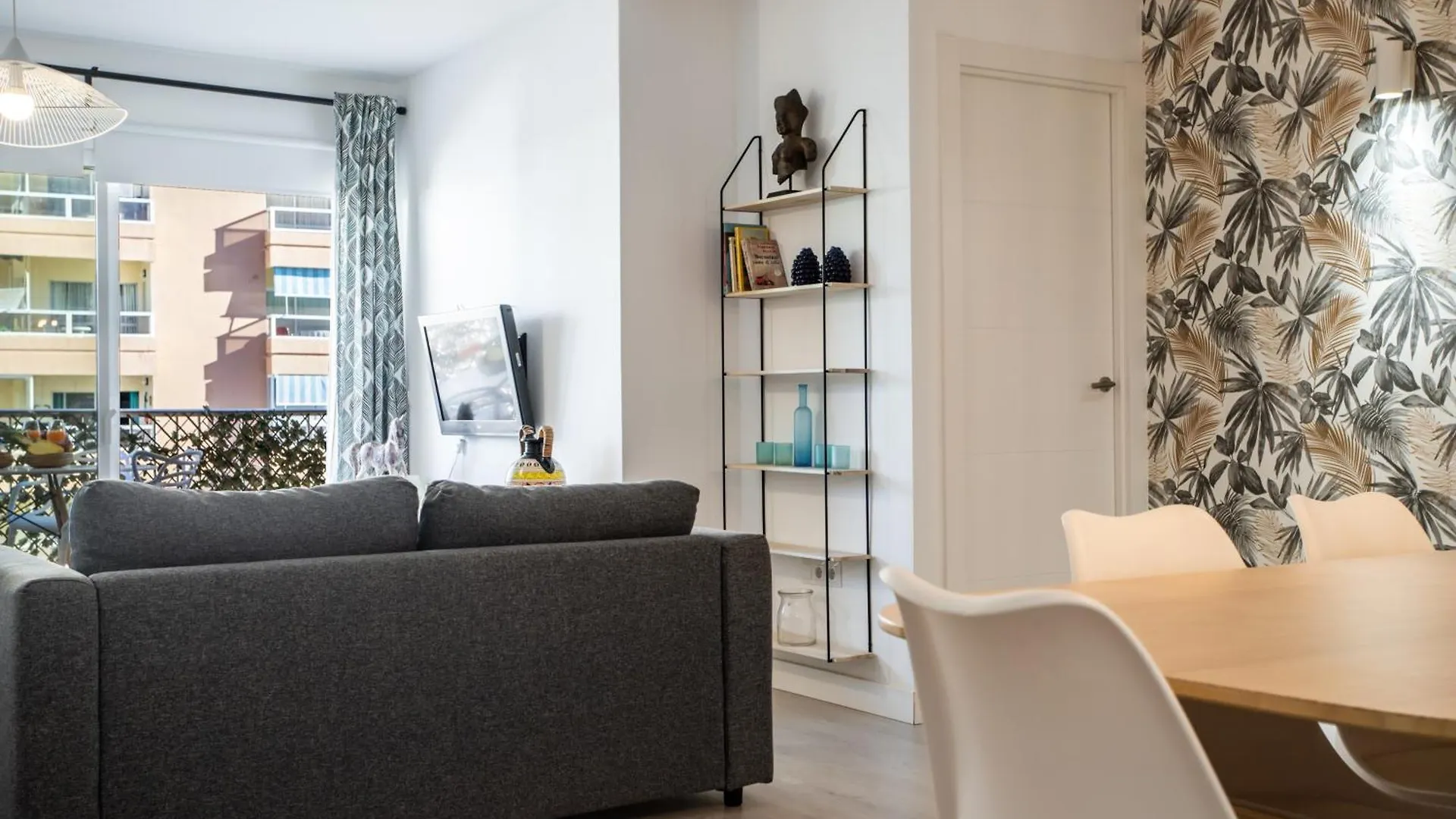 Apartment Sur Suites Sol Playa Fuengirola Spanien